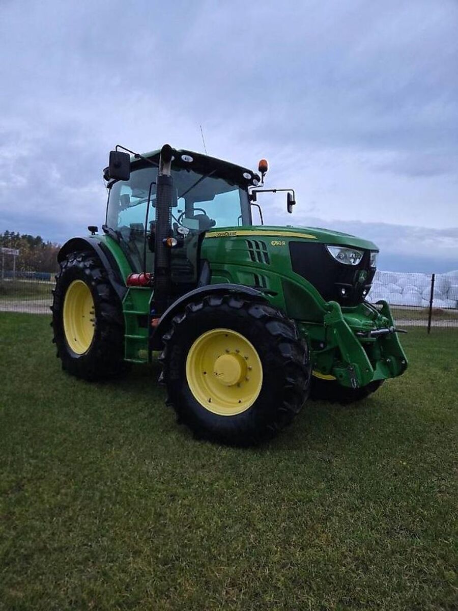 John Deere 6150R 1