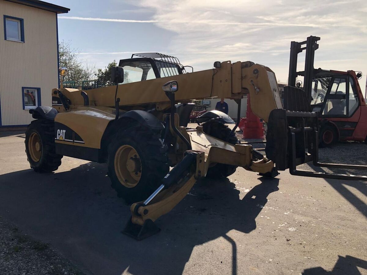 Caterpillar TH 360B 13 Meter 2