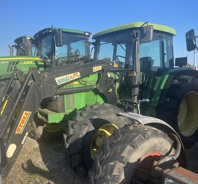 John Deere 6310