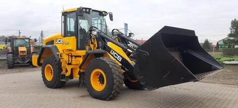 JCB 427 AG T4F