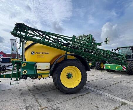 John Deere 740 27m Section Control