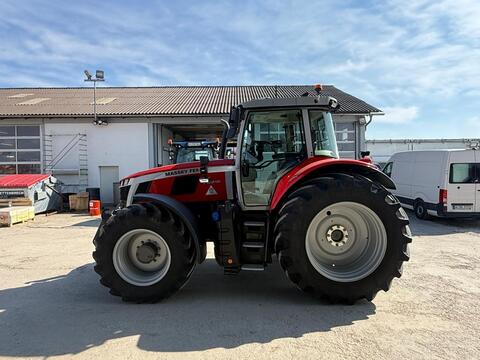 Massey Ferguson 7S.210 VT