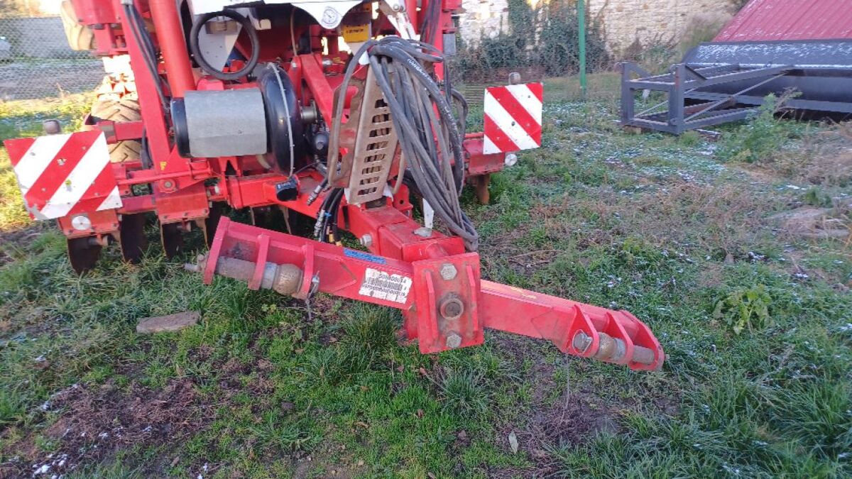 Pöttinger Terrasem C8 Artis 3