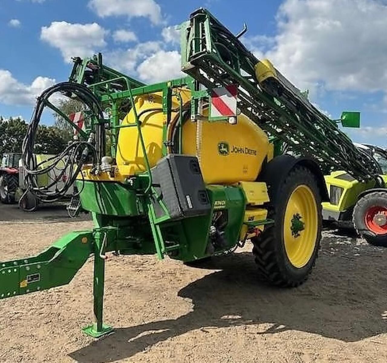 John Deere R740i 2