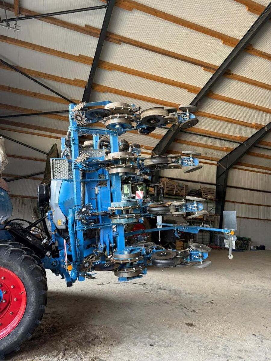 Lemken Azurit 9 mit Solitair 12SW 3