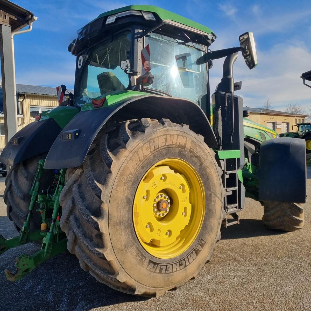 John Deere 8 R410 3