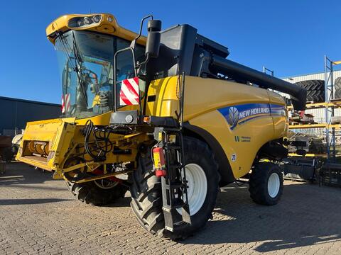 New Holland CX 6090 7,50m VariFeed