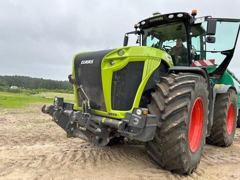 CLAAS Xerion 5000 Trac