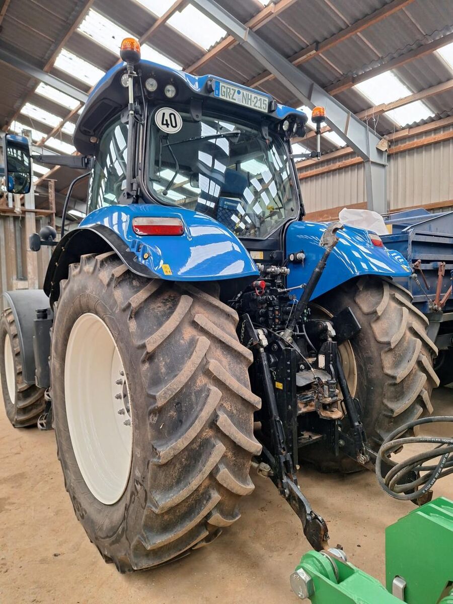 New Holland T7.215 S 2