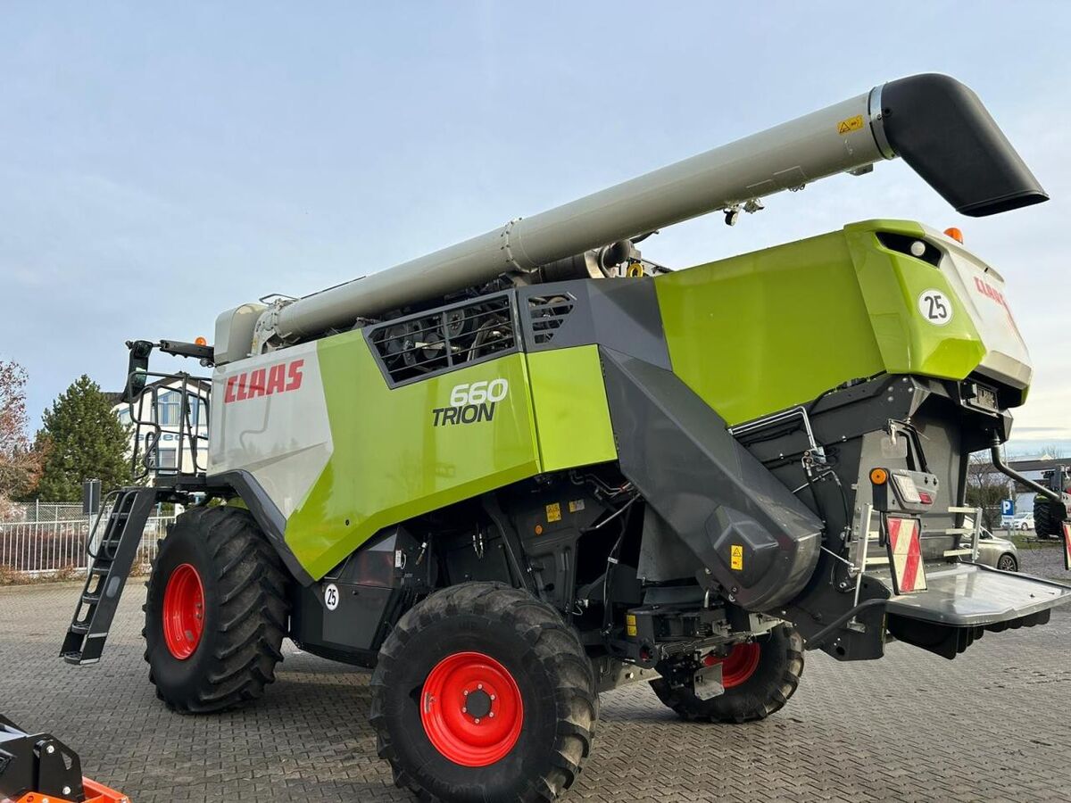 Claas Trion 660 3