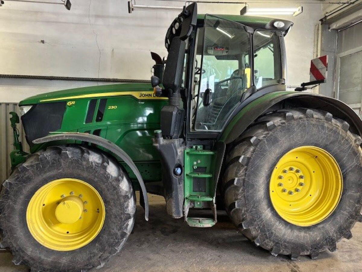John Deere 6R 230 3