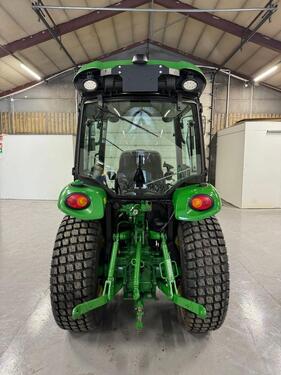 John Deere 3045R