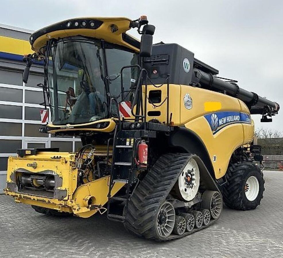 New Holland CR 10.90 3