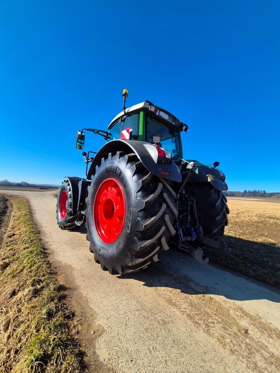 Fendt 936 Vario S4 mit FH+FZW 3