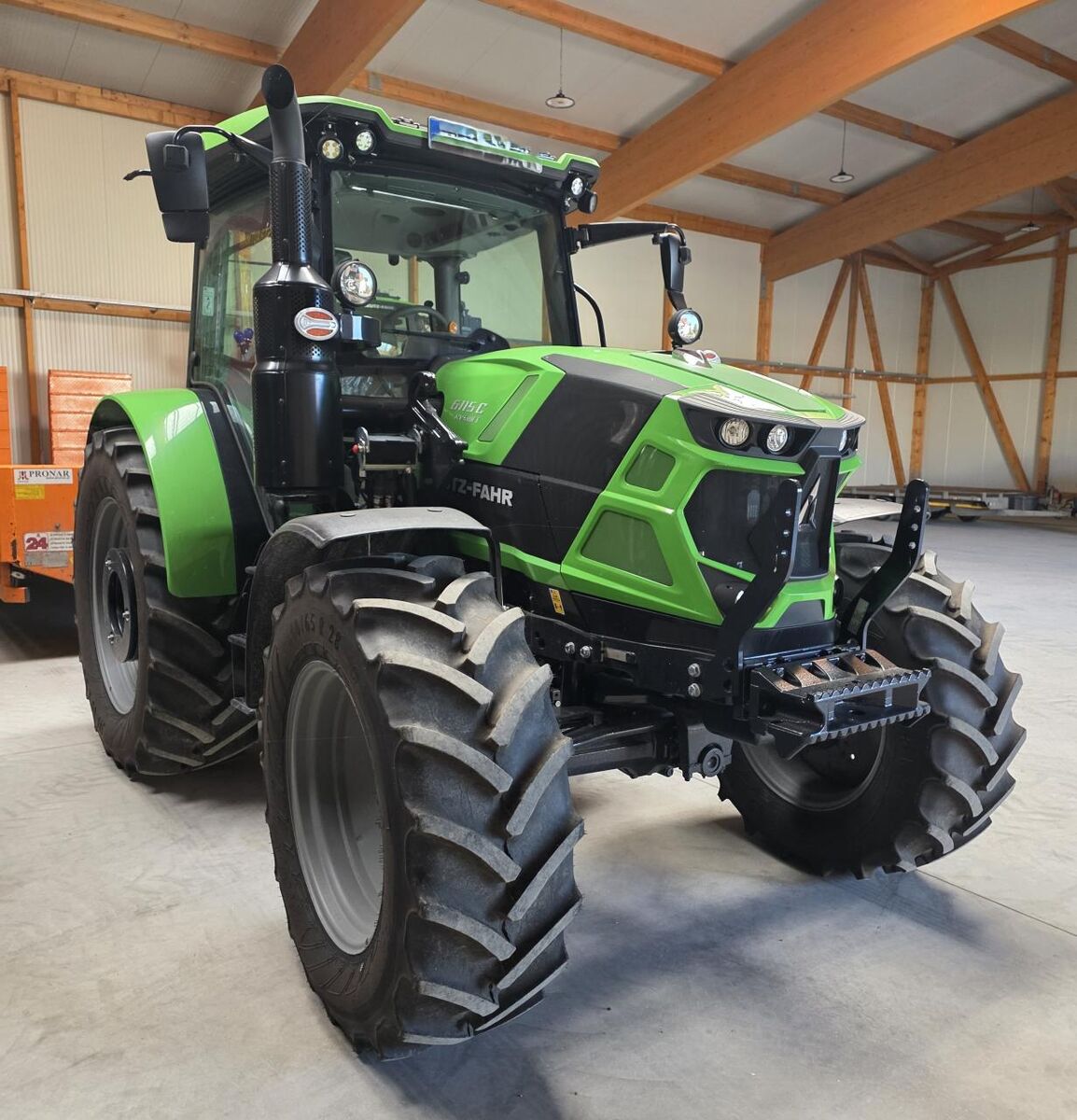 Deutz Fahr 6115 RC Shift 3