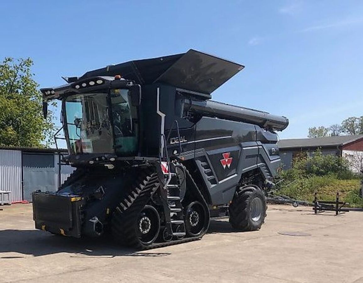 Massey Ferguson Ideal 8T 3