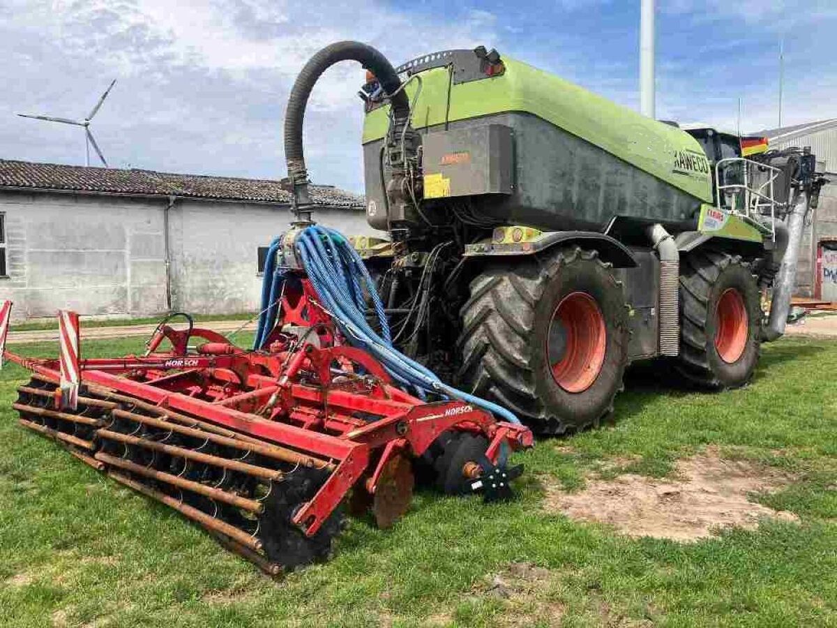 Kaweco Claas Xerion 4000 mit Kaweco 2