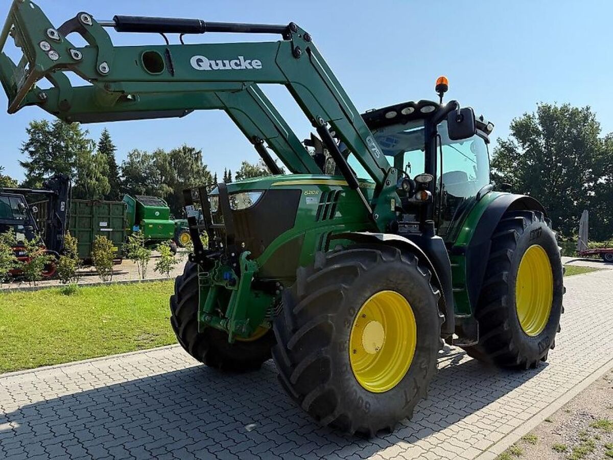 John Deere 6210R 1