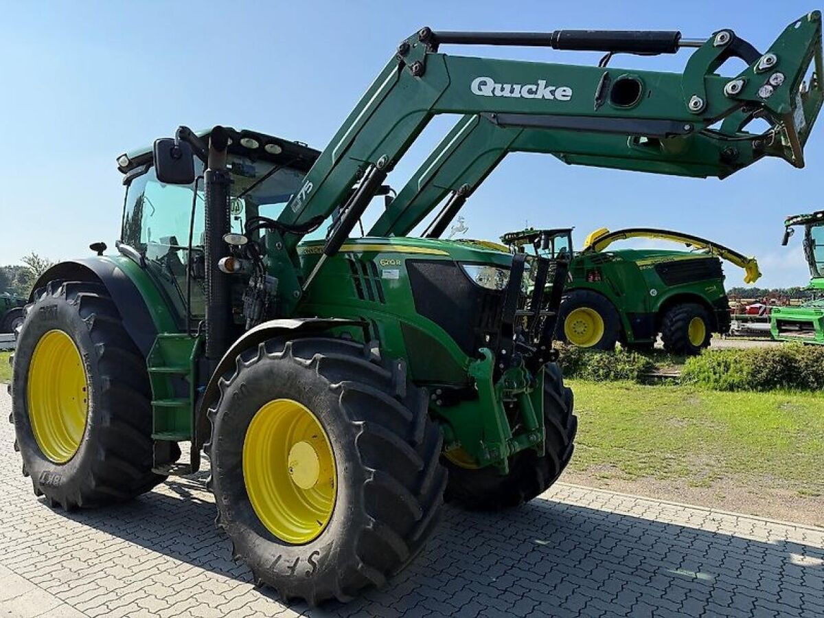 John Deere 6210R 2