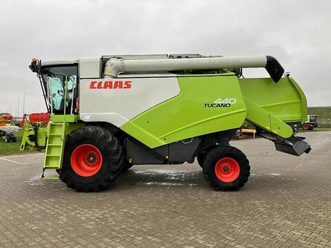 CLAAS Tucano 440