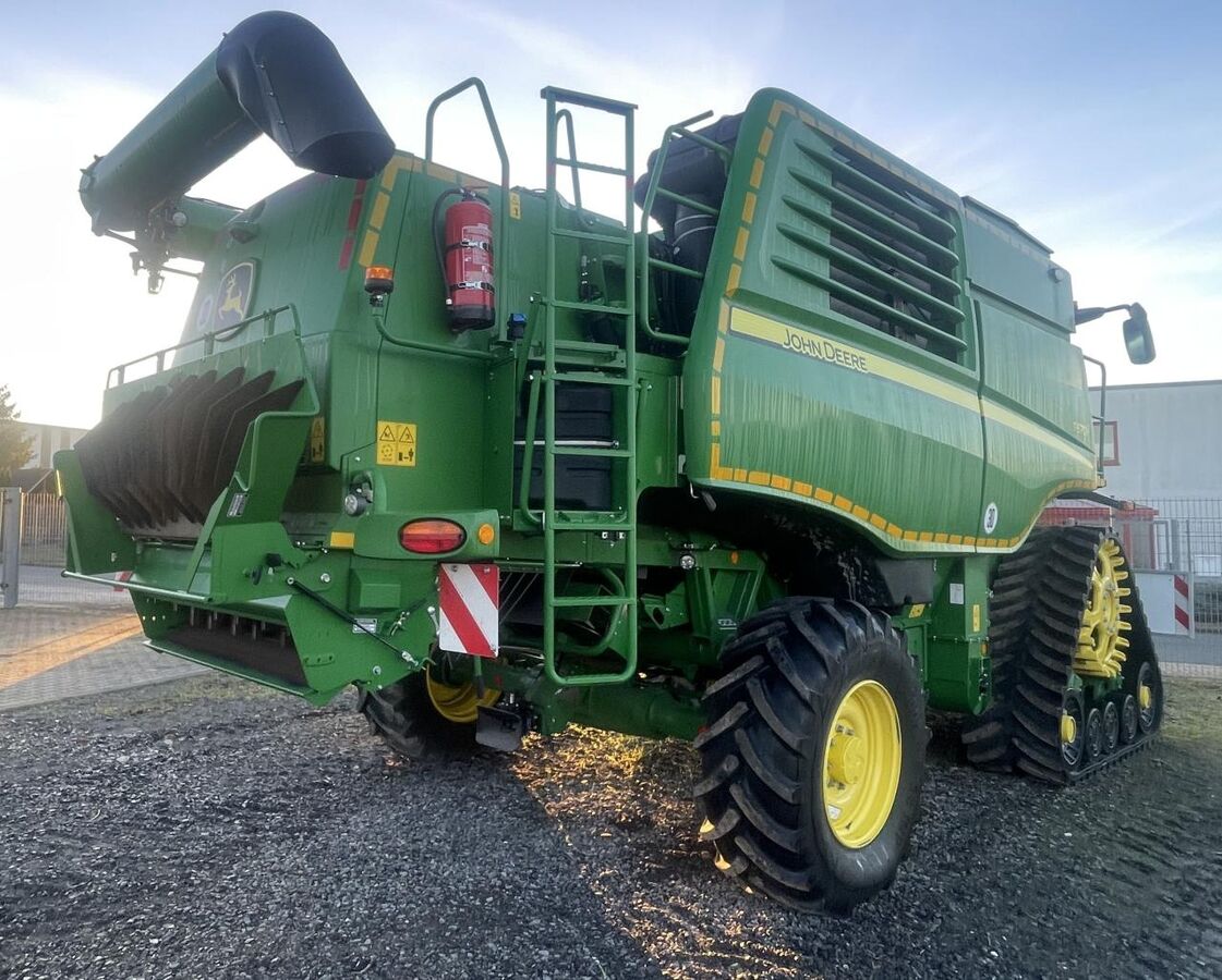 John Deere T 670 i 2