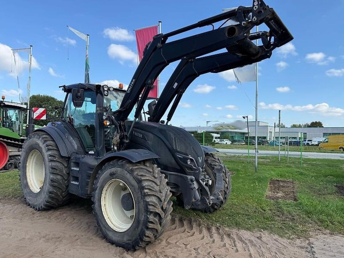 Valtra T 254 Versu 2