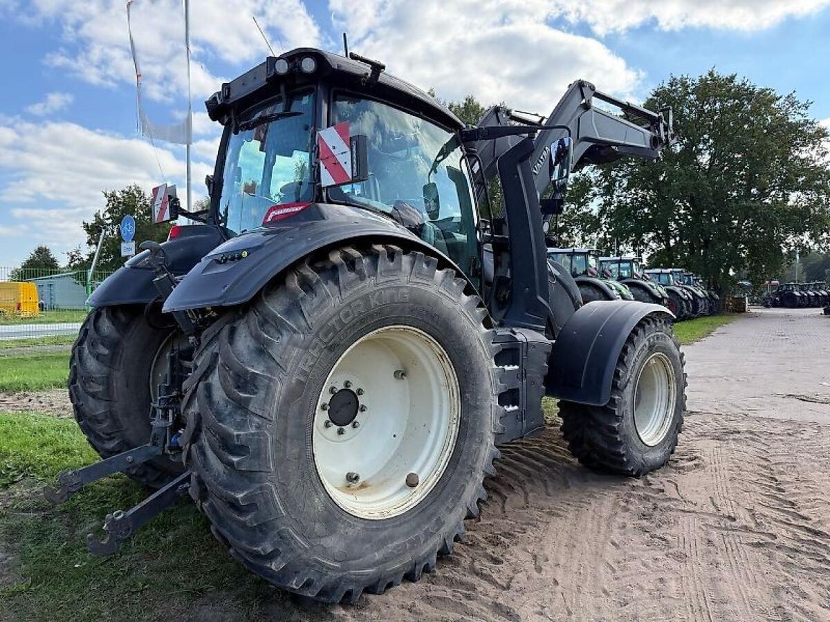 Valtra T 254 Versu 3