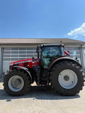 Massey Ferguson 8740S