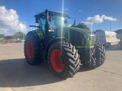 <strong>CLAAS Axion 930 CMAT</strong><br />