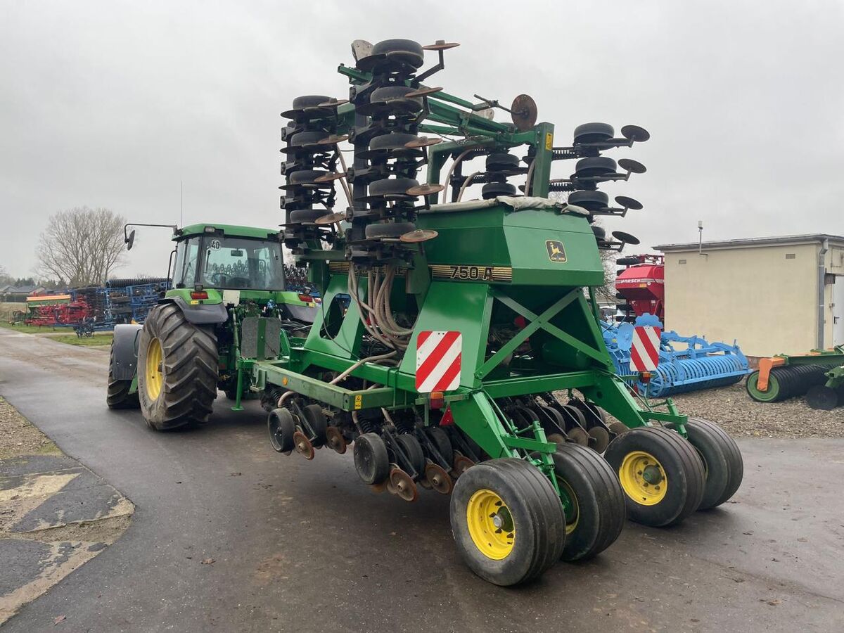 John Deere 750A 6m 3