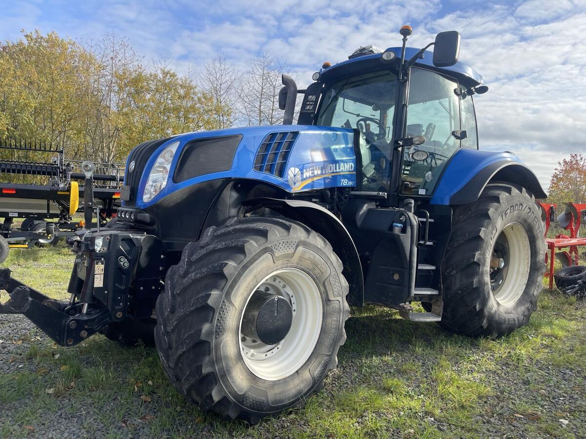 New Holland T8.390 3