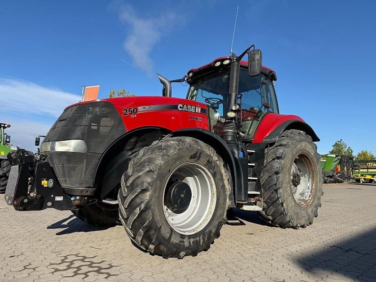 Case IH IH CVX 310 1