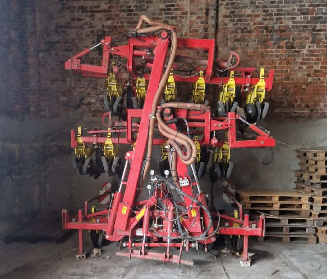 Kverneland Unicorn 18 reihig 1