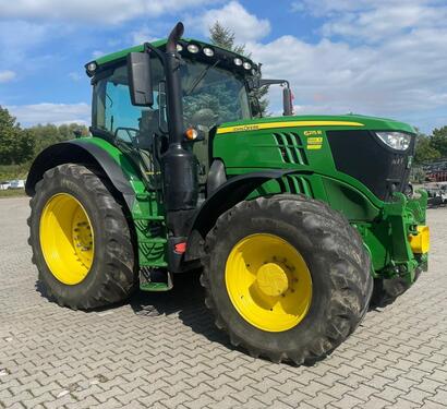 John Deere 6215 R