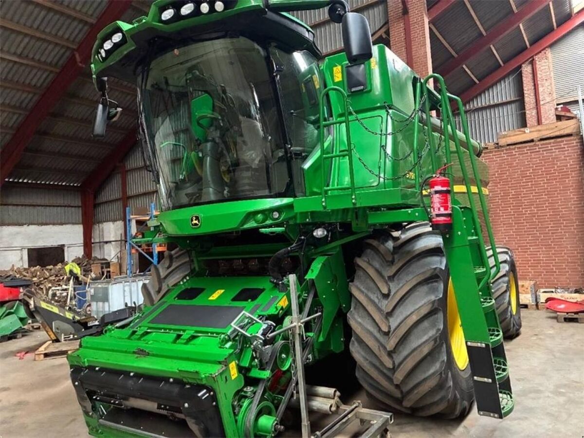John Deere S790i 4WD 1