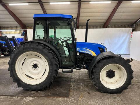 New Holland TN75SA