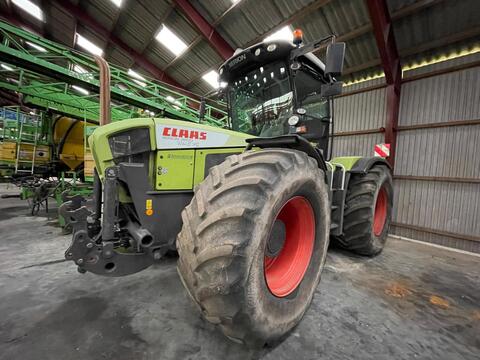 <strong>CLAAS XERION 3800 Tr</strong><br />