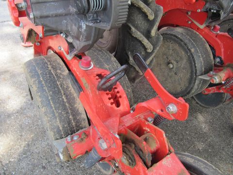 Kuhn Maxima 2    6- reihig