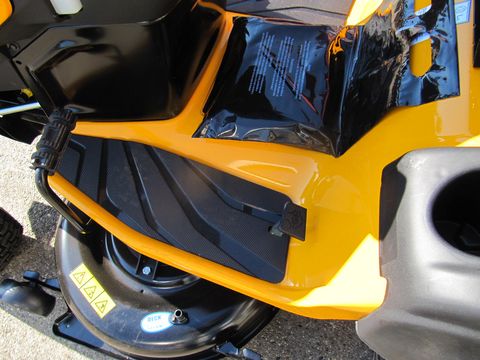 Cub Cadet XT3 QR 106