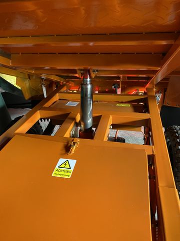 3588-5a77476bb8d3e1f2f994e06412d98f4f-5981922