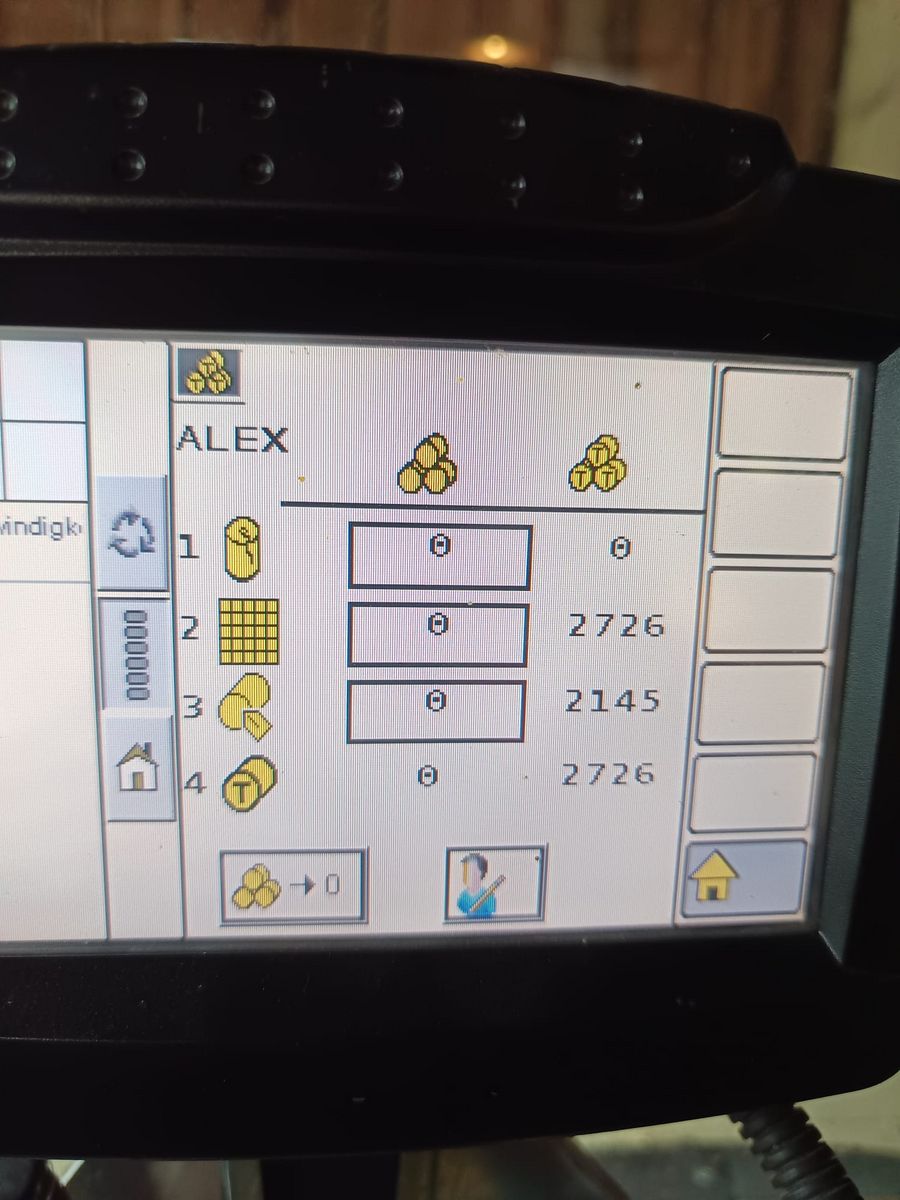 New Holland Rundballenpresse Roll Belt 150 3