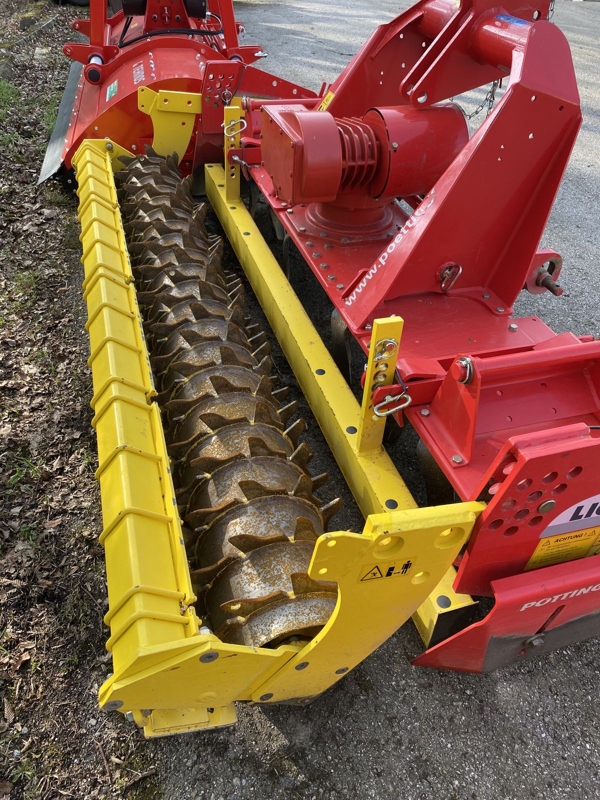 Pöttinger Kreiselegge Lion 251 2