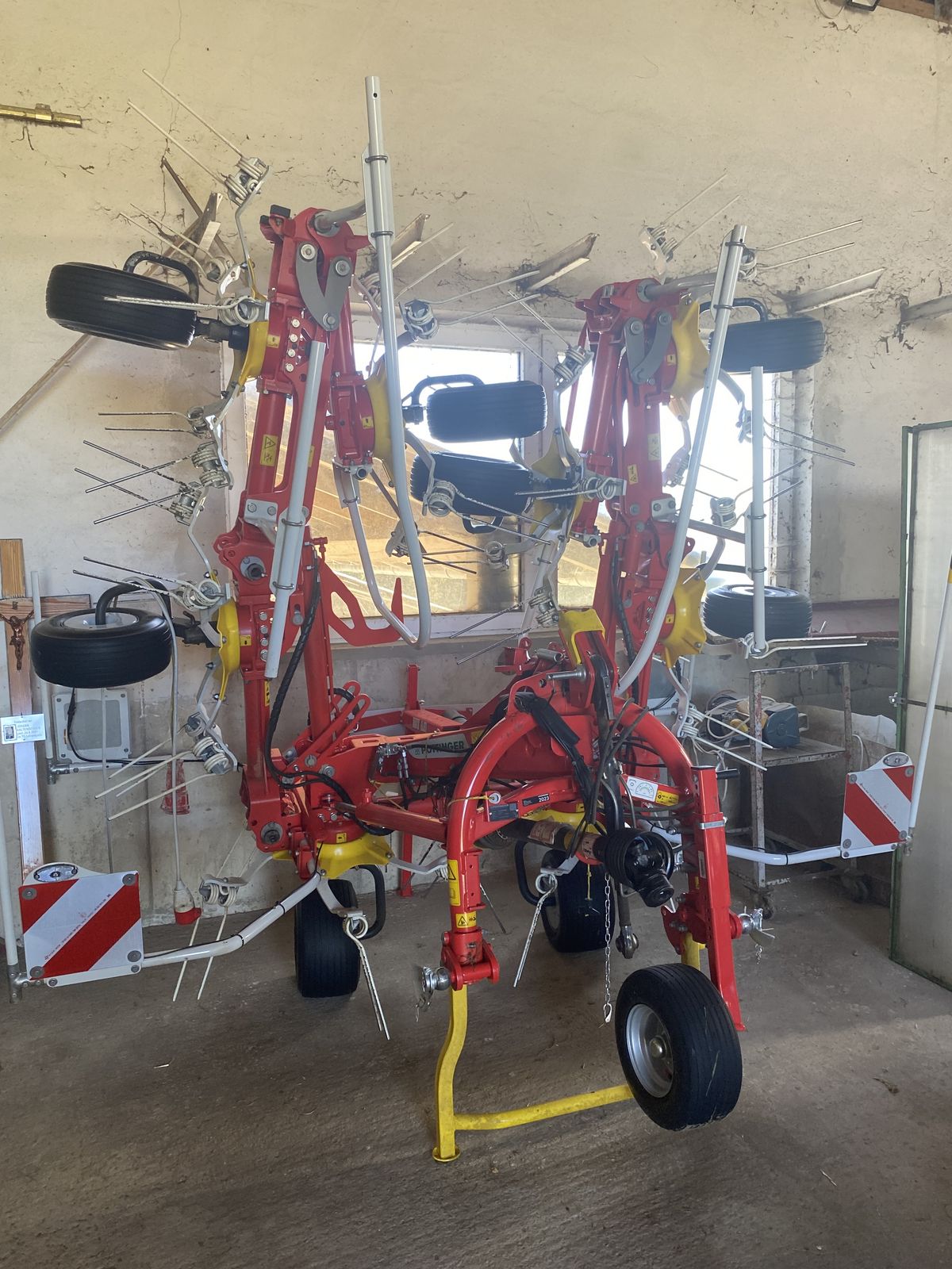 Pöttinger Zettkreisel HIT 8.81 1