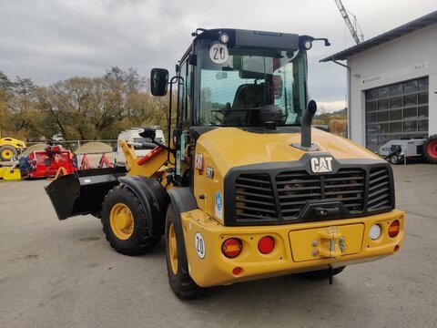 Caterpillar CAT 907 2