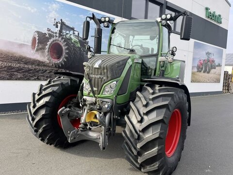 Fendt 718 VARIO SCR PROFI PLUS
