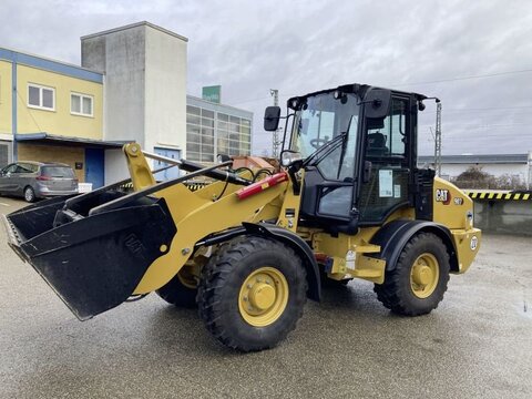 Caterpillar CAT 907 2