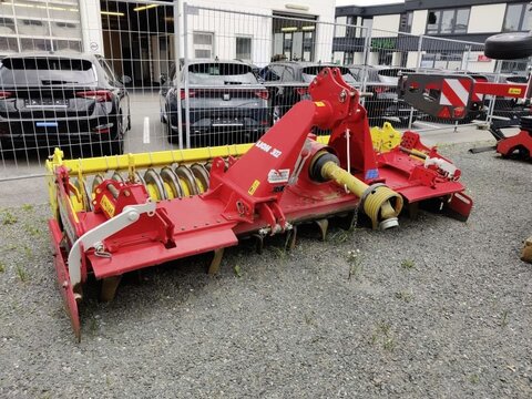 Pöttinger LION 302