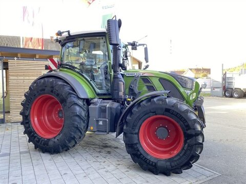 Fendt 516 VARIO S4 PROFI PLUS 3