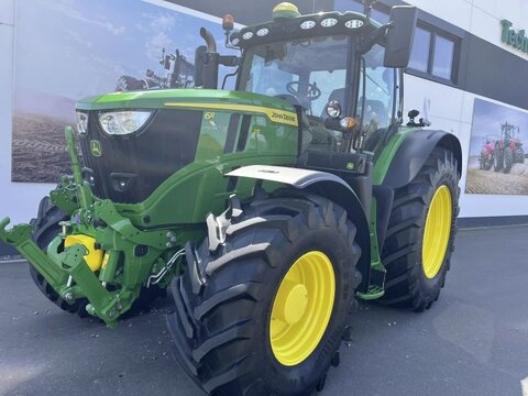 John Deere 6 R 215