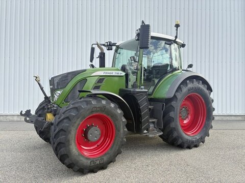 Fendt 718 VARIO S4 PROFI PLUS